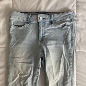 a&f “signature collection” skinny jeans
